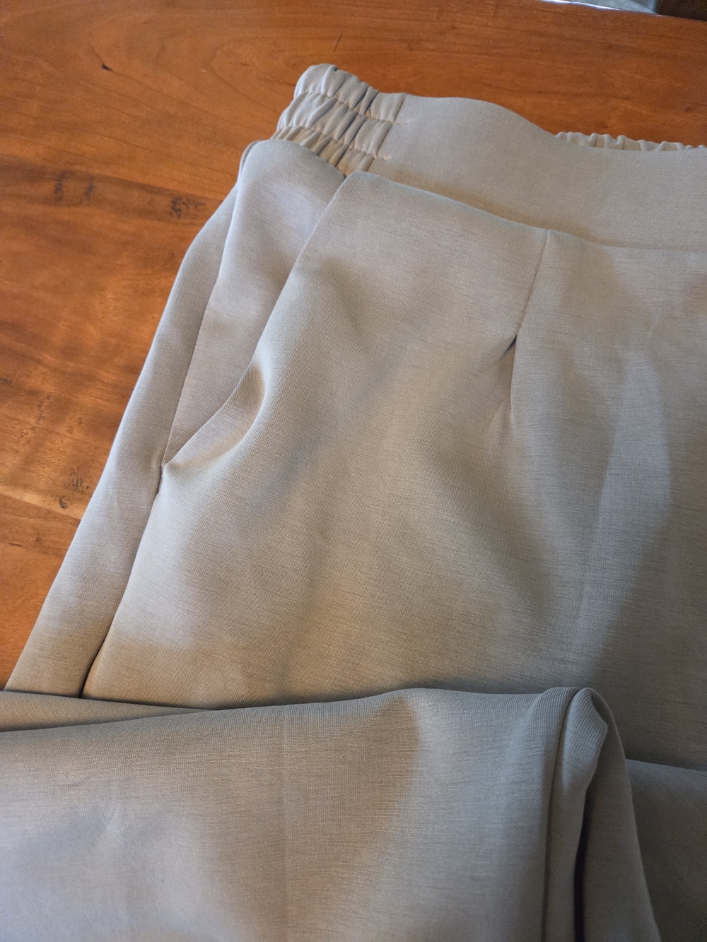Avia Taupe and Cream Woman's Scuba Pant Bundle - Picture 4 of 12